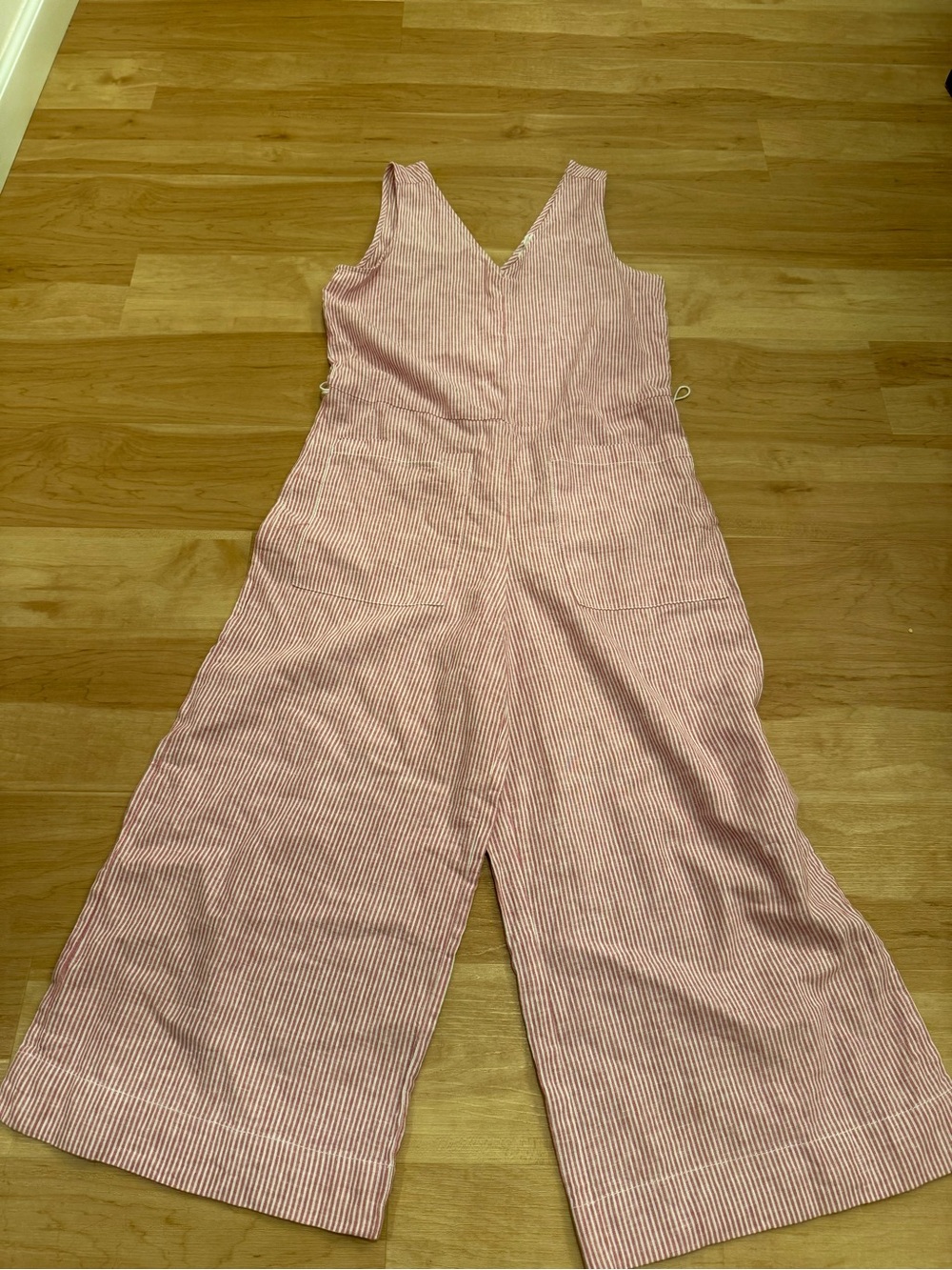 BeachLunchLounge V Neck Linen Red and White Striped Wide Leg Cropped Jumpsuit XS